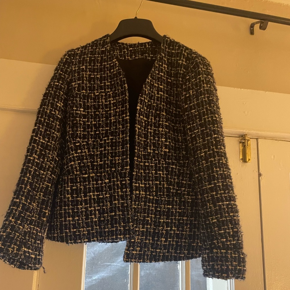 Small plaid theory blazer